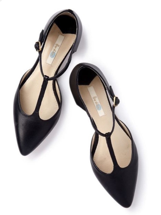 Boden Shoes - Boden Leather Navy T-Strap Pointed Toe Flats